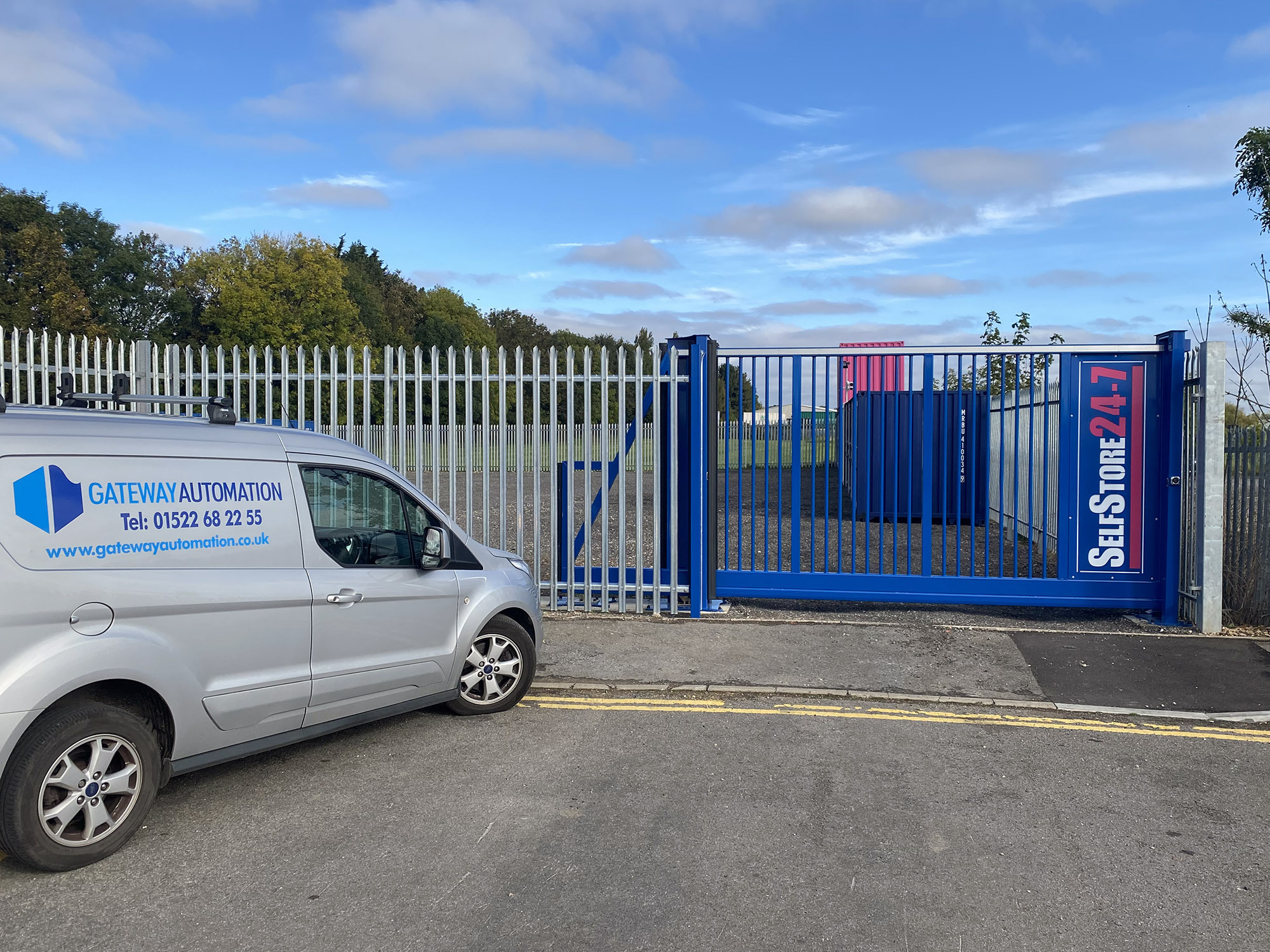 Make The Most Of Your Space With A Cantilever Sliding Gate